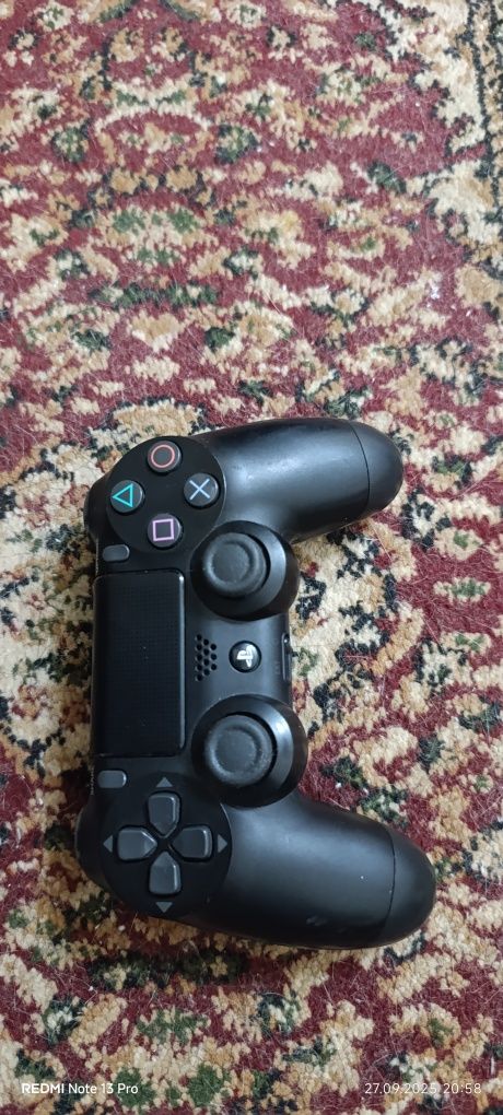 Продается жестик от PS 4