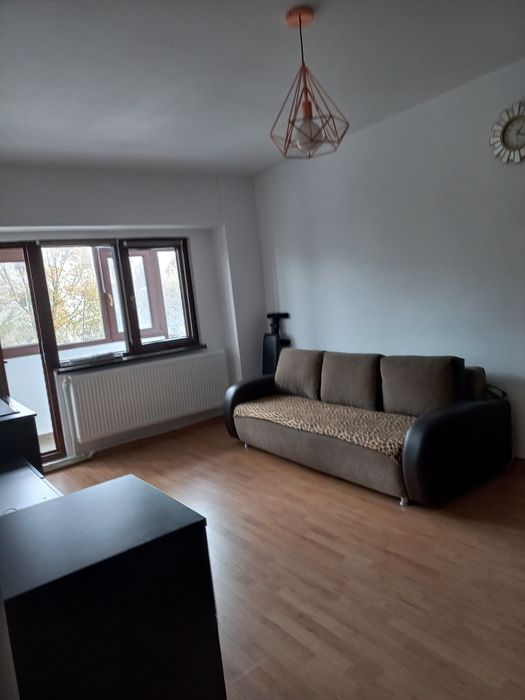 Apartament de închiriat