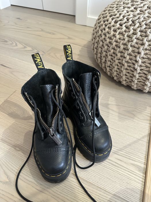 Bocanci de piele Dr. Martens