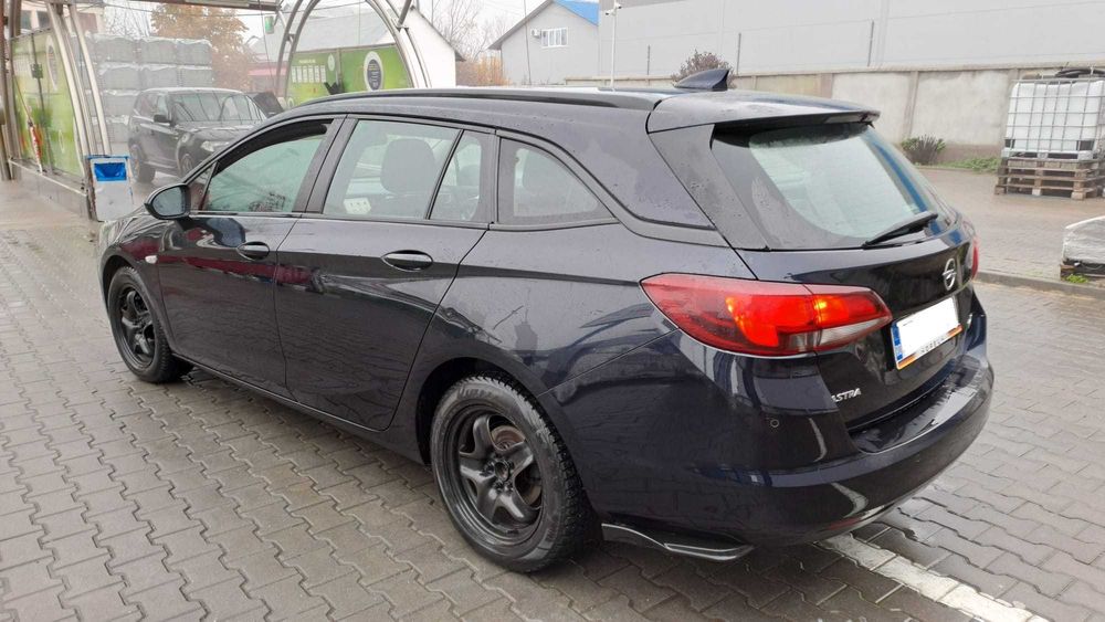 Opel Astra K 2019, inmatriculat
