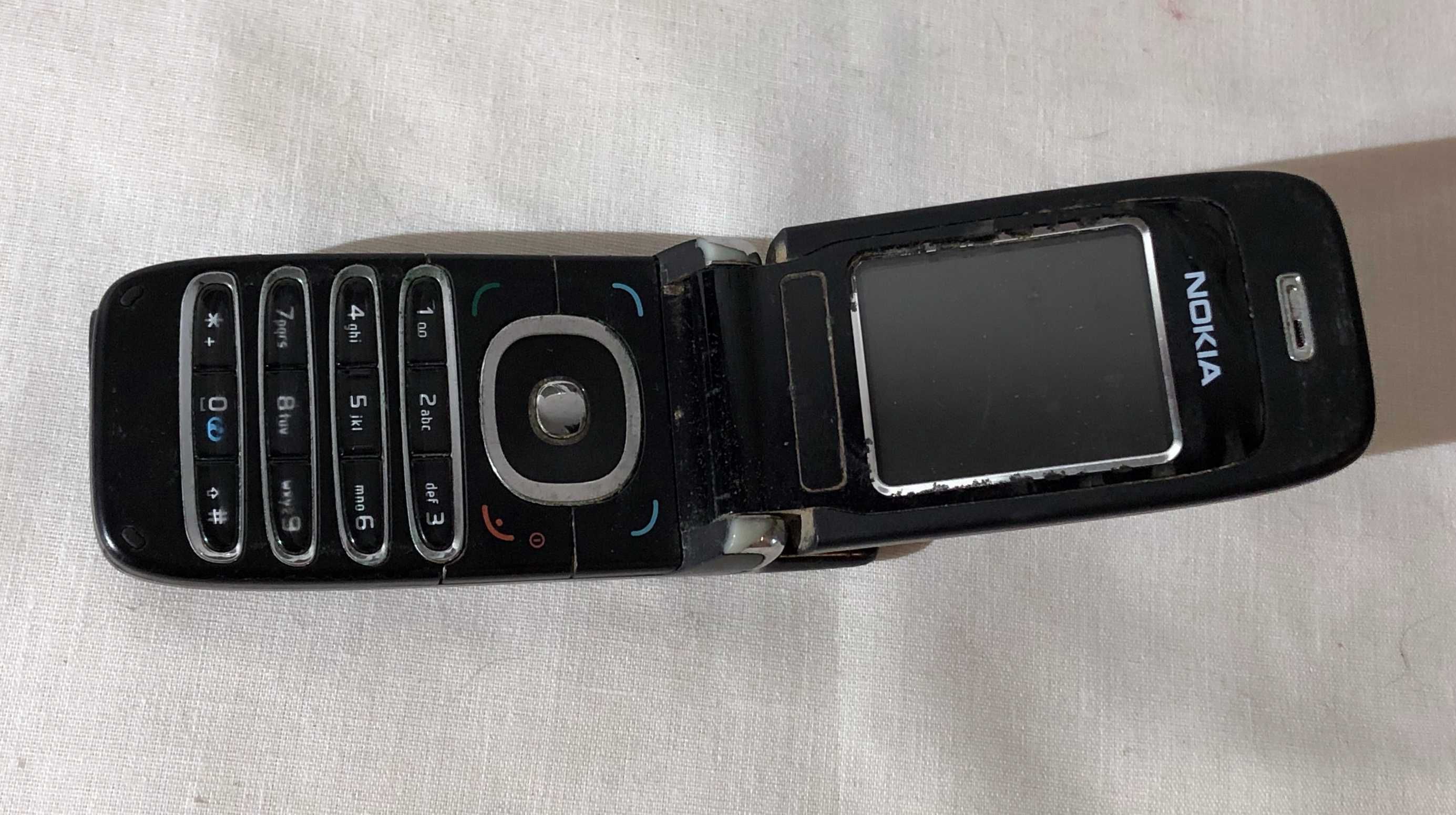 Telefon mobil Nokia 6060 - neprobat - colectie - fara incarcator