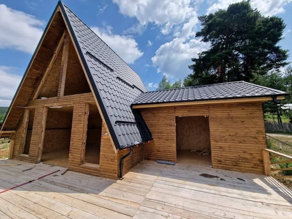 Vand case pe structură metalică si Cabane afrem oferim garantie 30 ani