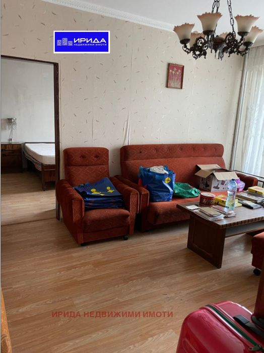 Продава се Тристаен апартамент в София, Надежда 1 - 85 кв.м за 2352 €/кв.м - Снимка #2