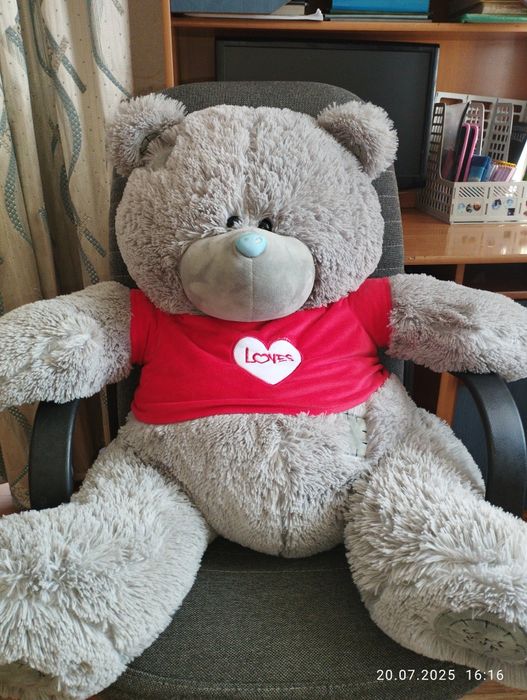 Продам мишку плюшевого