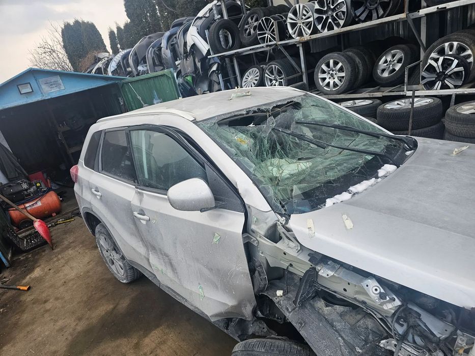Dezmembrez Suzuki Vitara 1373 HIBRID 01 95KW an 2023