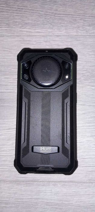 Telefon iHunt Titan Music P11000 PRO/Dual/64G/4G RAM nu afiseaza !!