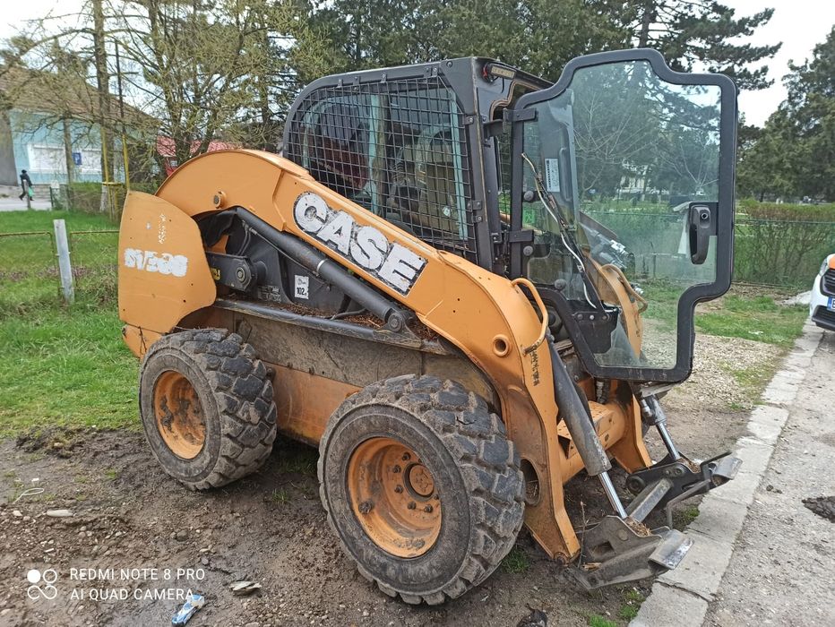 Inchiriere buldoexcavator bobcat telescopic cu brat de 7.5 m manitou p