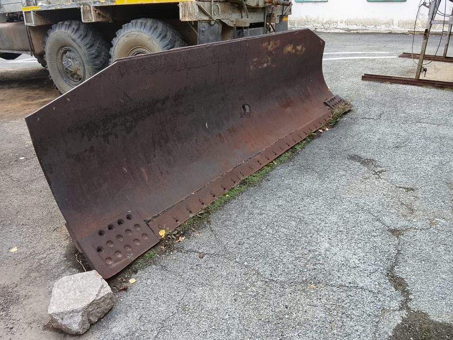 Продается Отвал на К-701