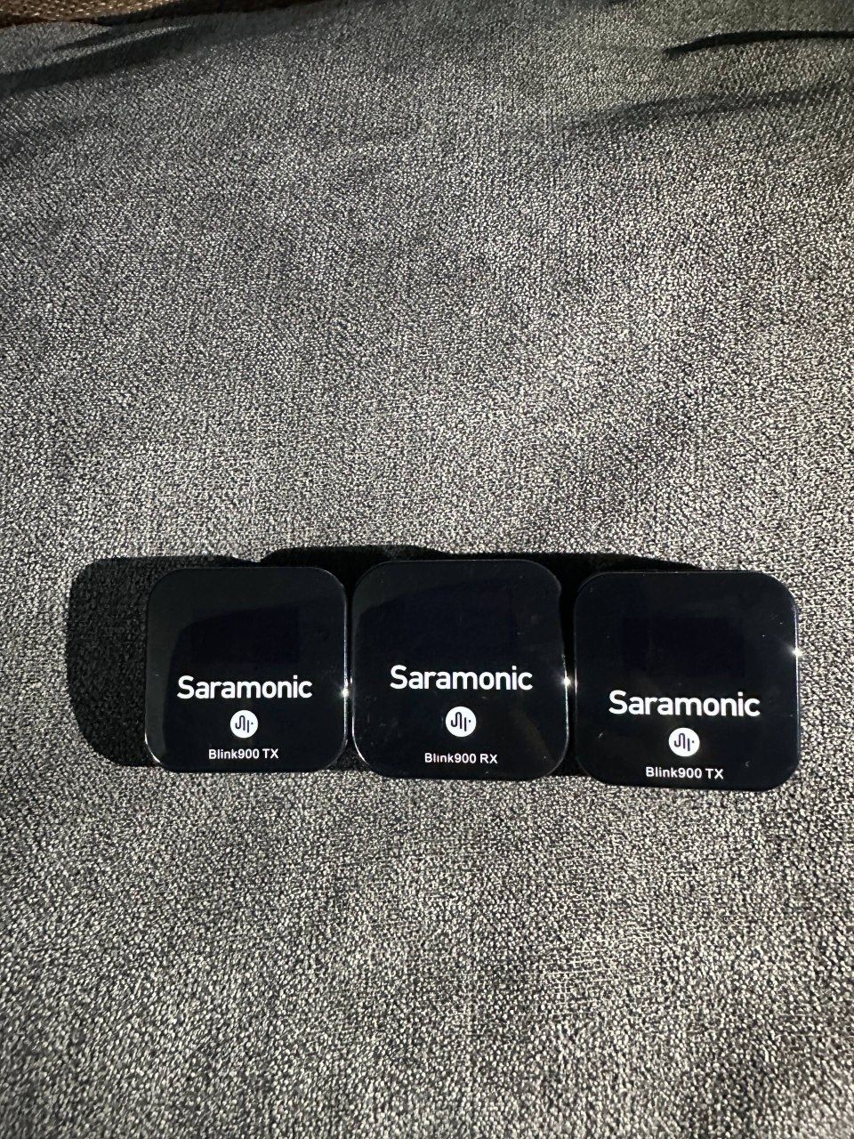 Петлички Saramonic 900