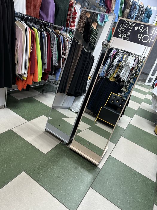 Продам зеркало отличного качества