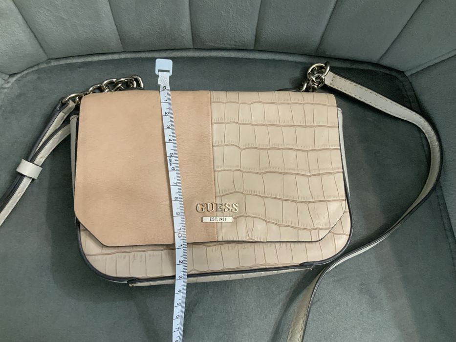 Розова чантичка Guess