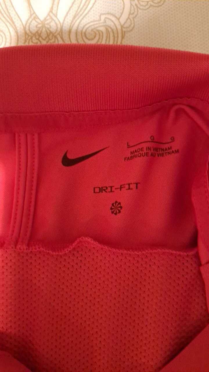 Nike rosu, dry fit, masura L