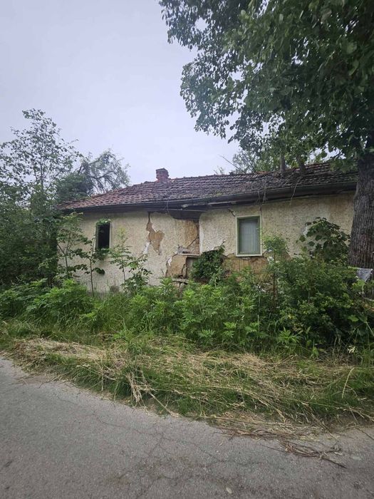 Продавам къща в с. Сопот