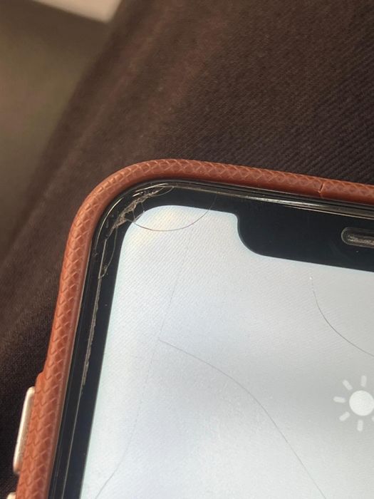 iPhone 11 64gb 73% с гарантия