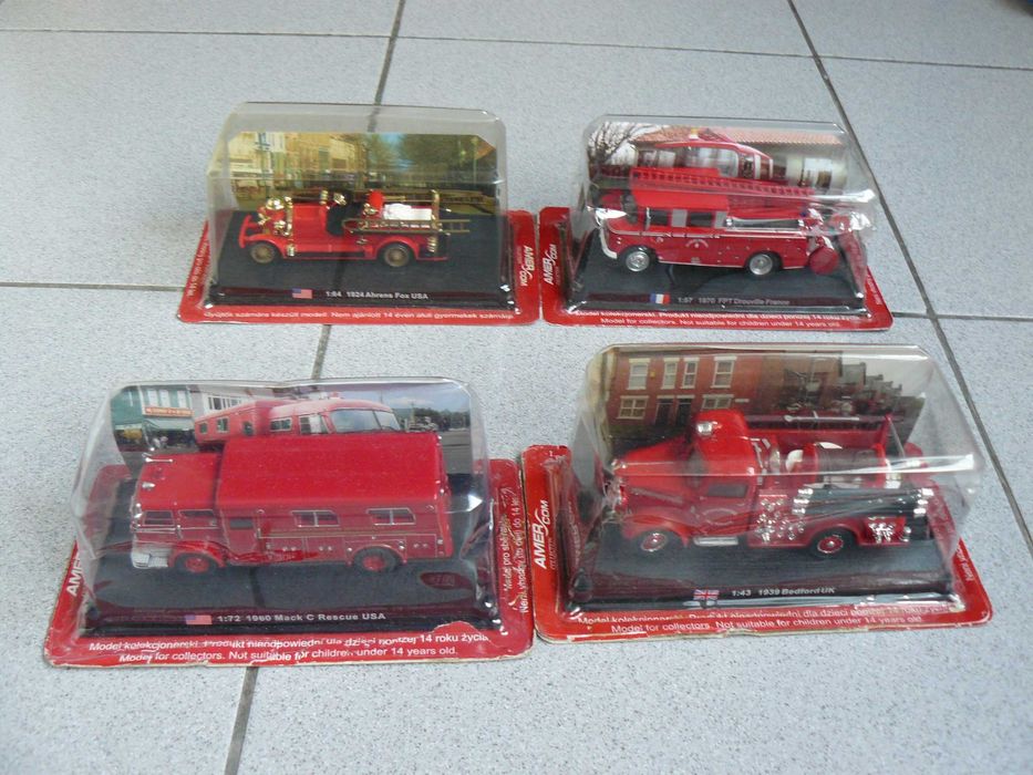 Machete Auto De Pompieri De Colectie Lot De 2 Bucati Noi In Ambalaj