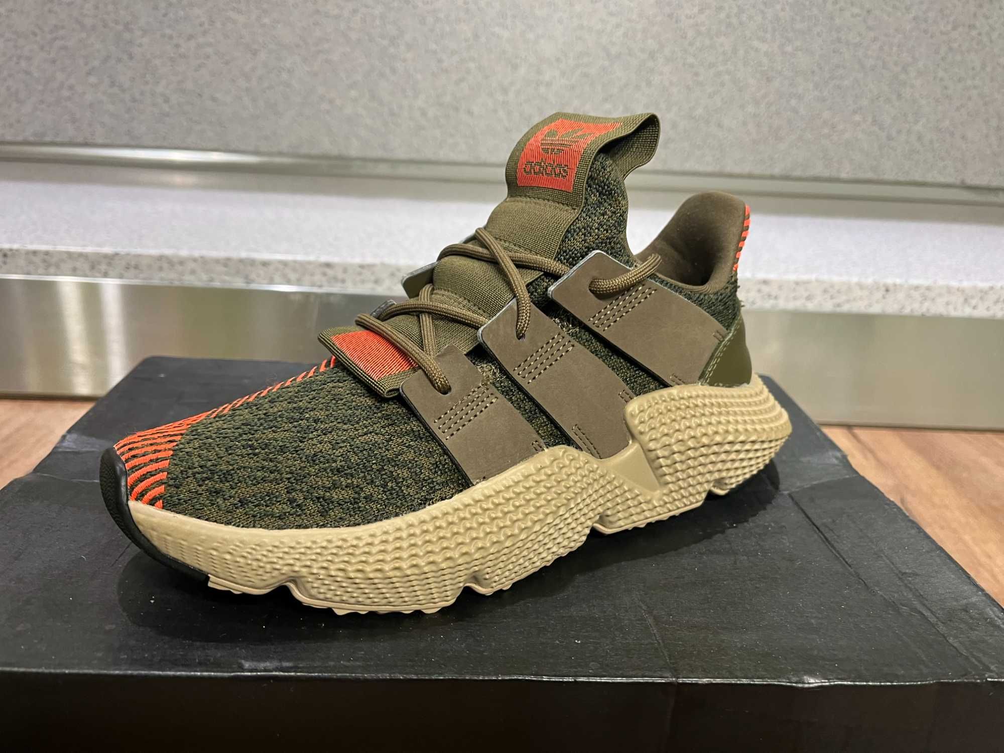 ОРИГИНАЛНИ *** Adidas Prophere /  " Trace Olive "