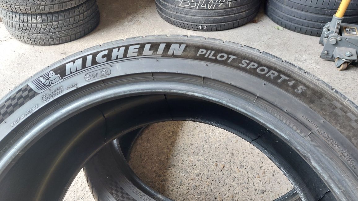 Летни гуми 265/40/22 Michelin Pilot Sport 4S 2 броя