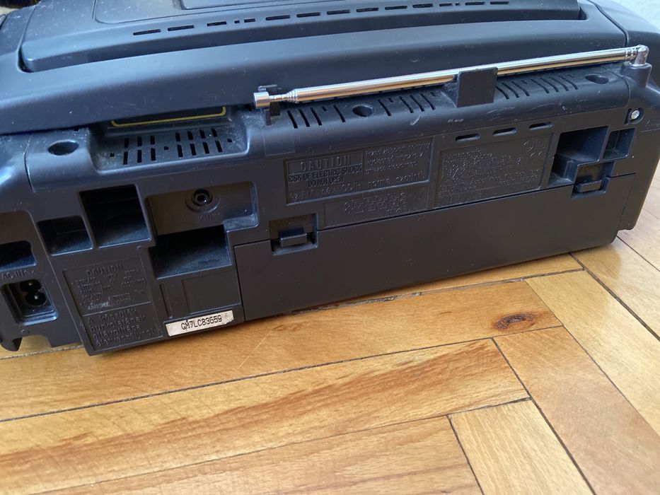 CD-RX-DS17, original Panasonic, cu radio si casetofon, stare buna.