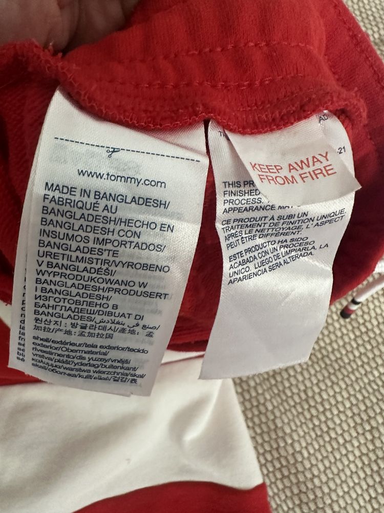 Tommy Hilfiger pantaloni scurți 176