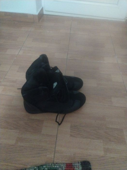 Vand ghete motociclist  marimea 41