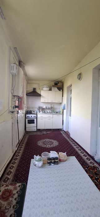 Kvartira sotaman Ŏrtachirchiq tumani Qorasuv