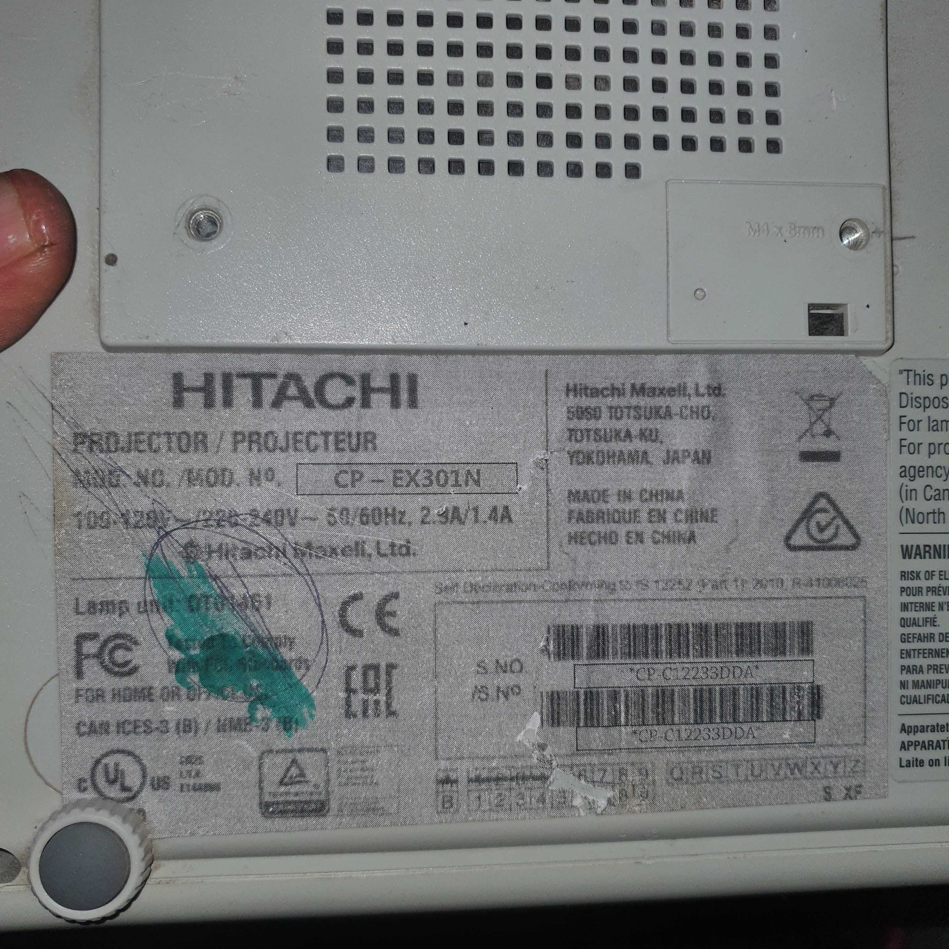 video proiector Hitachi