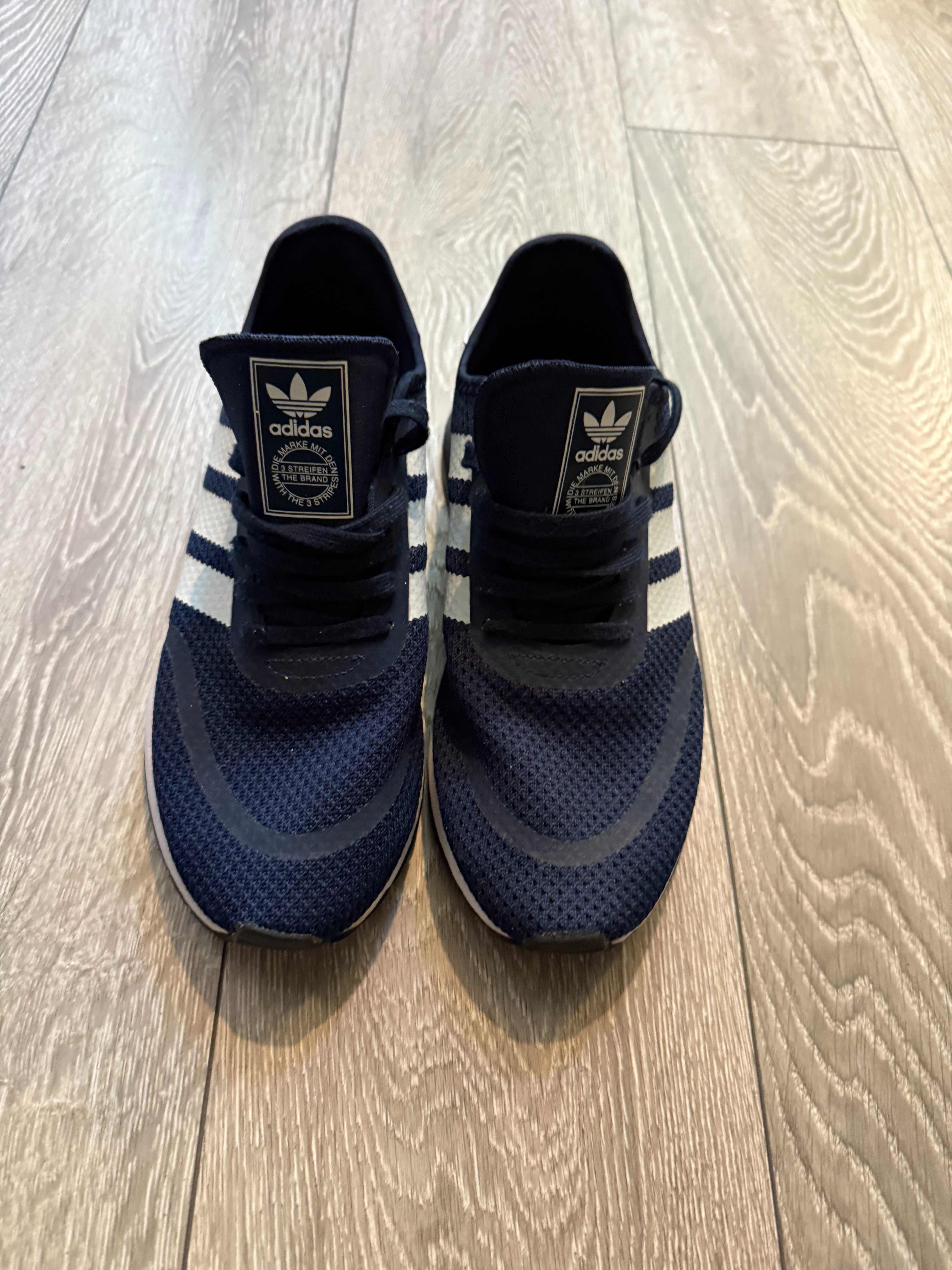 Adidas marimea 43 1/2