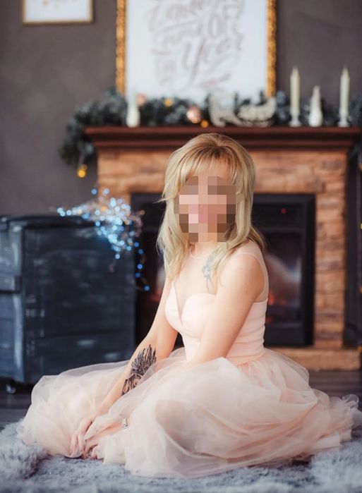 Продам платье 42 размер