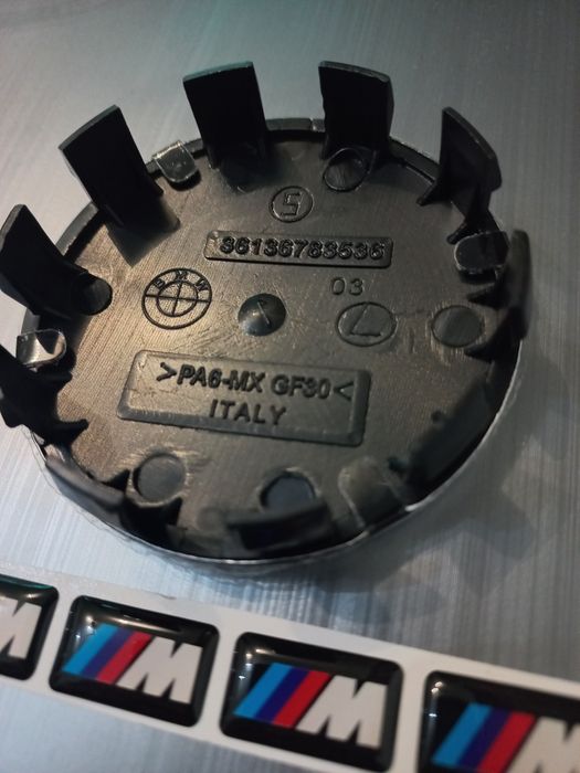 Set 4 capace si stikere M pentru jante aliaj - BMW