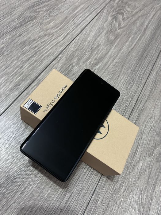 Telefon Motorola Edge 40neo