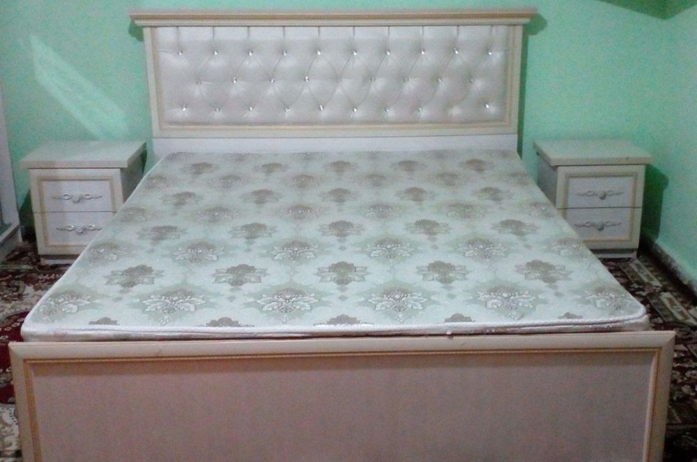 Mebel sotiladi yangi