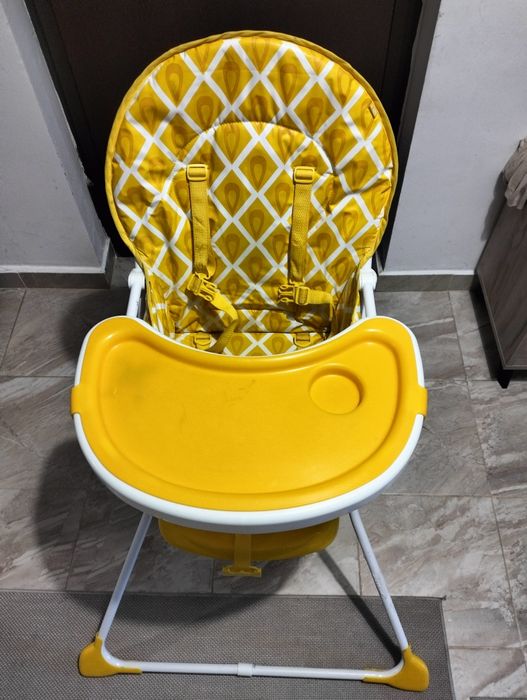 Scaun bebeluș  mothercare pentru a servi masa!