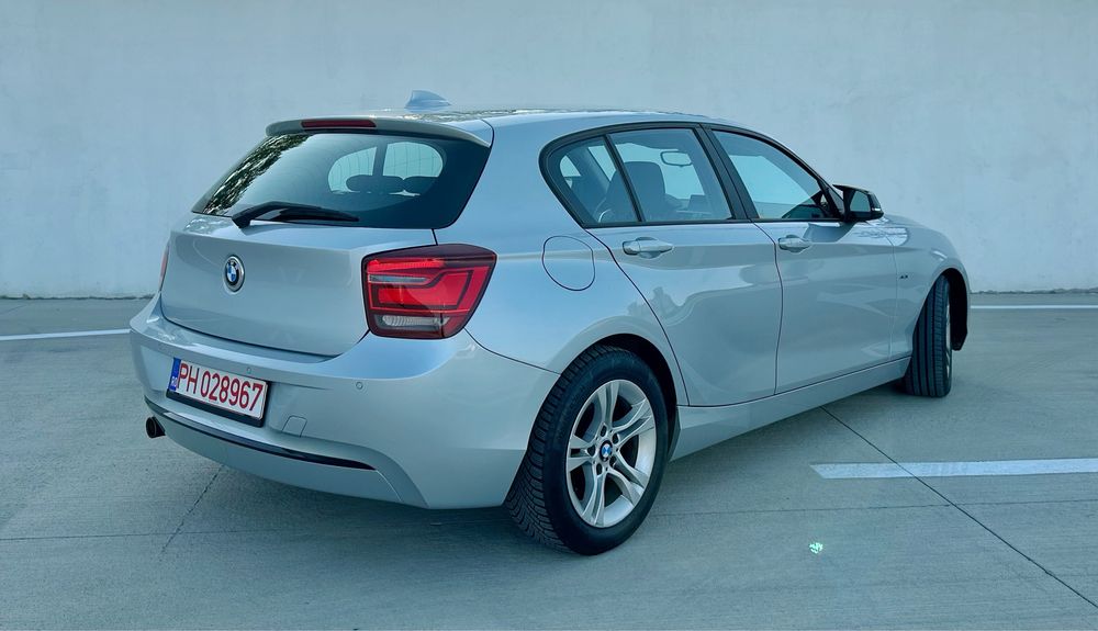 BMW 116d 2015-Pachet Sport| Bi-Xenon| Navigatie NBT| Stare impecabila