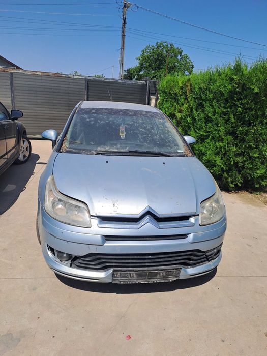 dezmembrez citroen c4 benzina 1.4