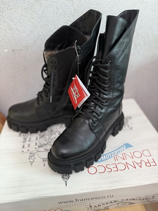 Продаются сапоги Francesco Donni