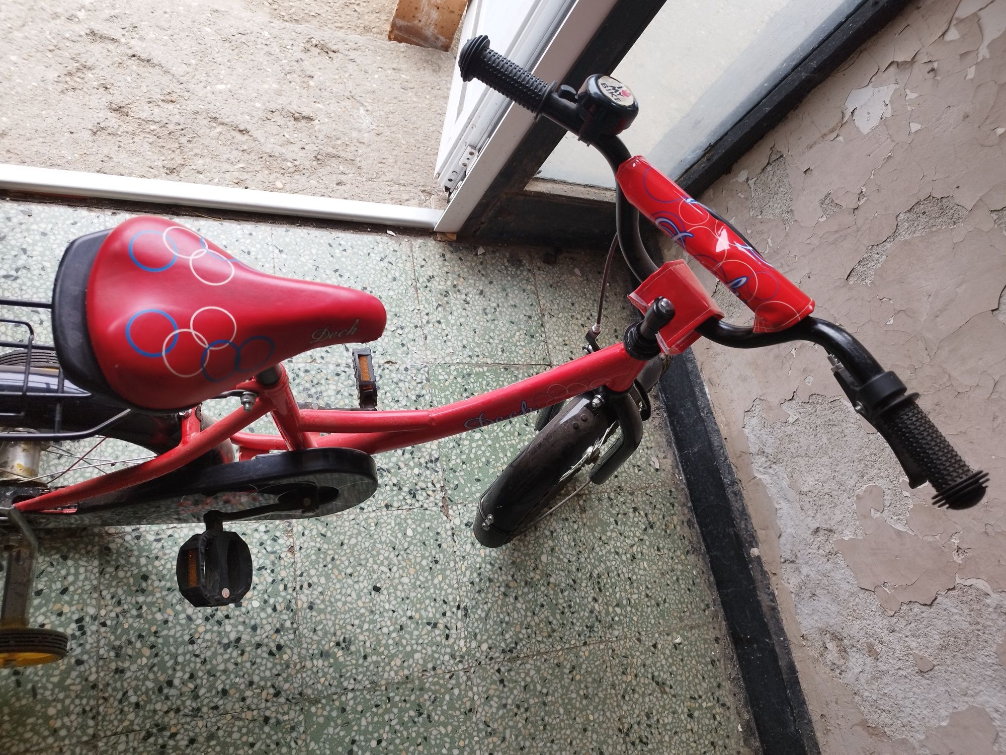 Детско колело Dech 16" с помощни колела