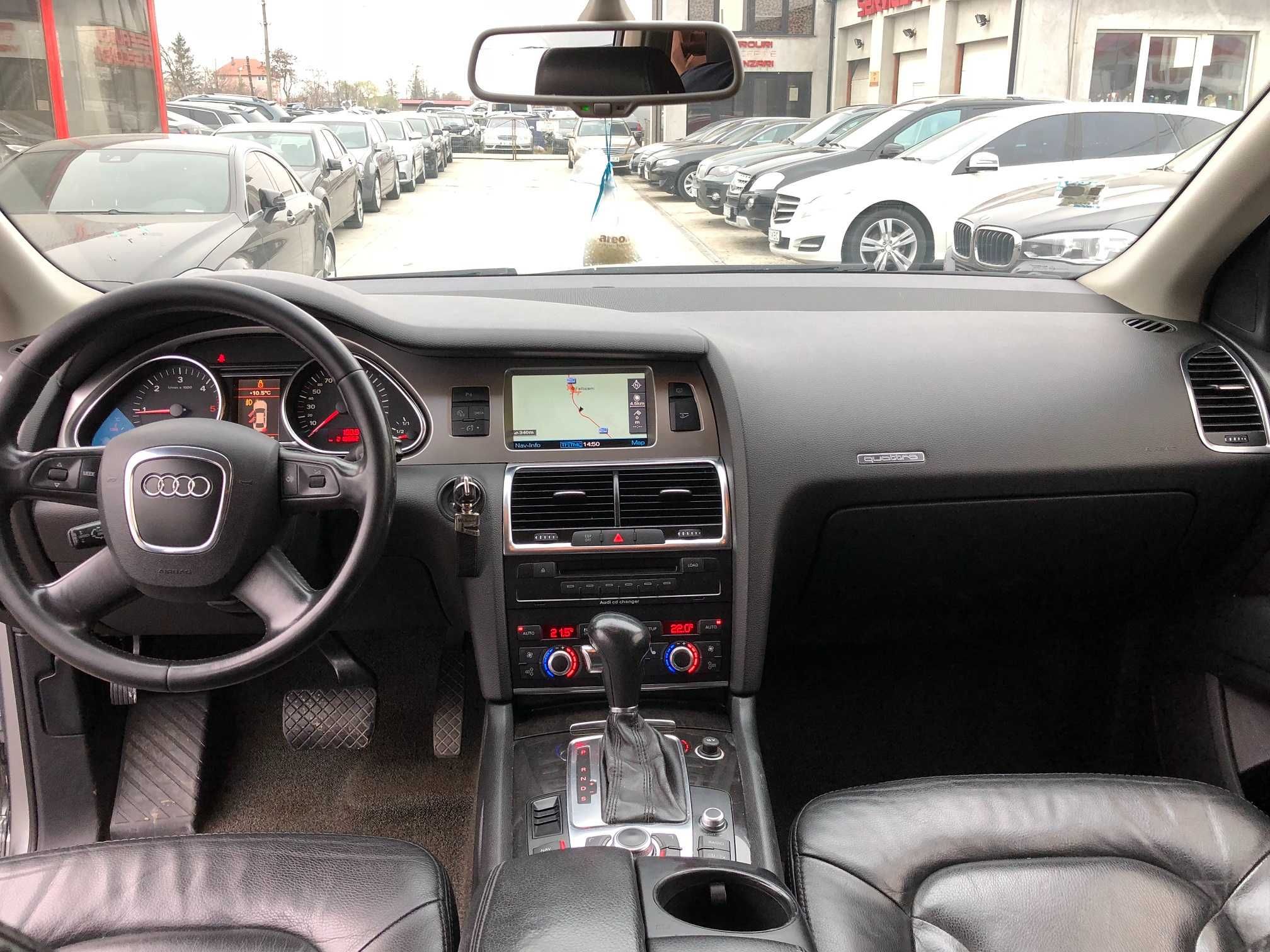 Dezmembrez Audi Q7 3,0 tdi BUG 2008