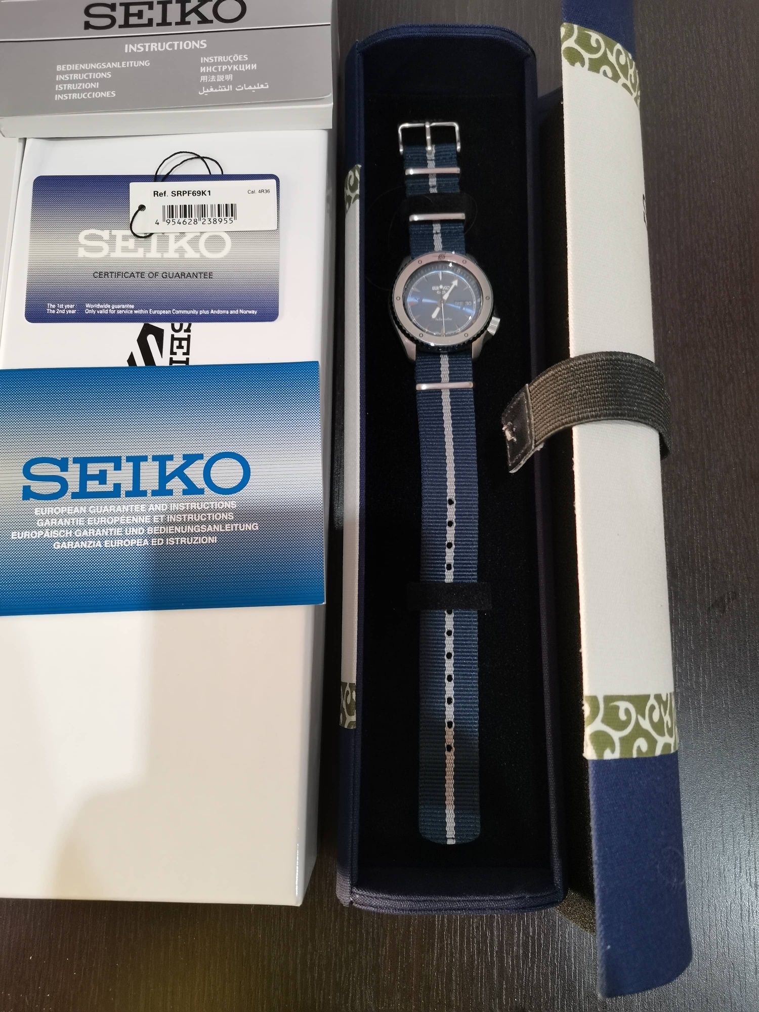 Seiko X Boruto Limited Edition "sasuke" Seiko 5 Sense SRPF69K1