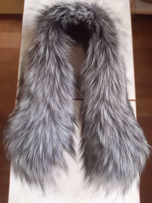 Воротник ,Чернобурка и Енот, в отличном состоянии,
