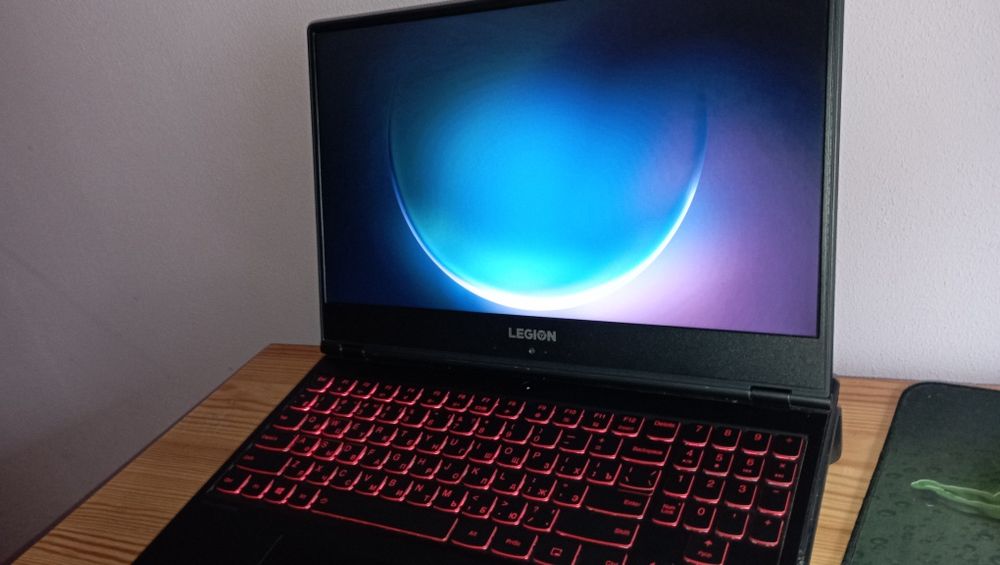 Игровой ноутбук Lenova legion y7000 rtx2060