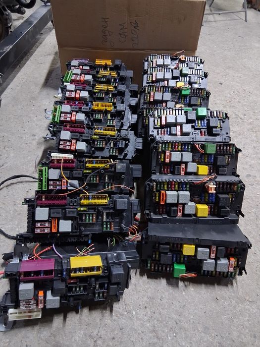 SAM модул мерцедес Е,Ц класа w212,w204 сам модул,бушонно табло