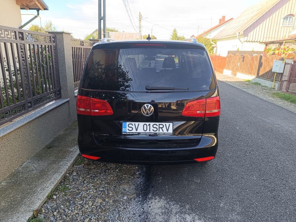 Volkswagen Touran 2011 2.0 TDI