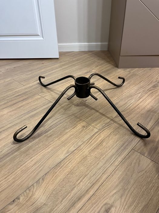 Продам подставку для елки