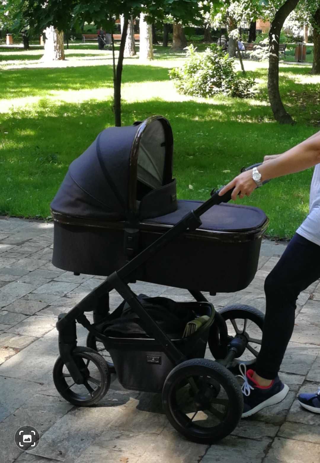 Бебешка количка 2 в 1 с включени аксесоари