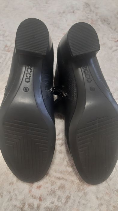 Ghete scurte dama Ecco