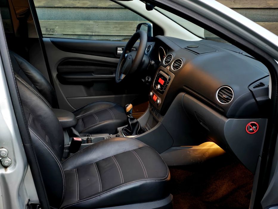 Ford Focus Titanium 2010 Benzina + Gpl