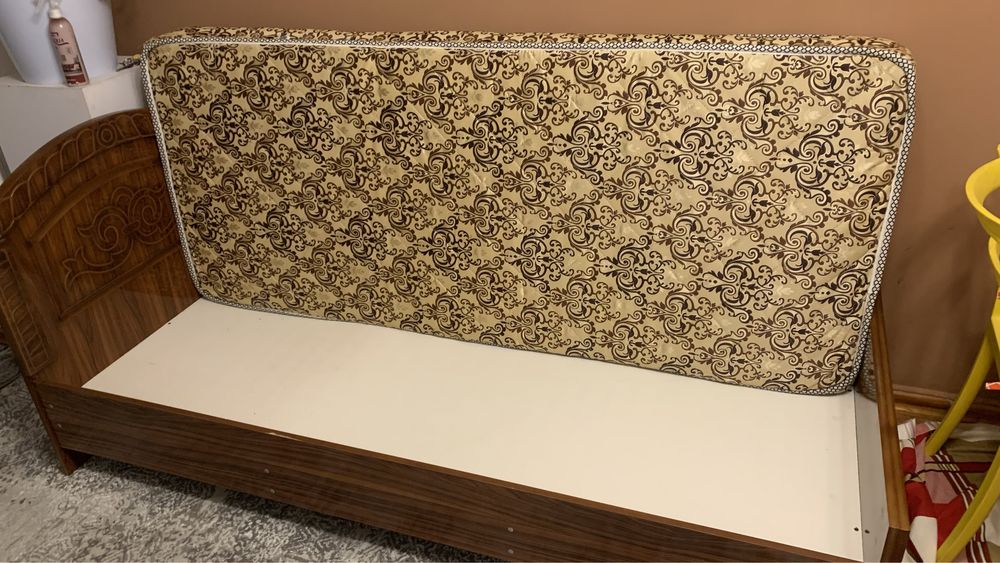 Одно спалнья сотилади холати зур