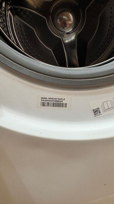 Masina de spalat rufe  Samsung WD90TA046BE/LE cu uscator