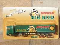 Macheta cap tractor camion Mercedes Actros bere Big Beer Huster 1:87