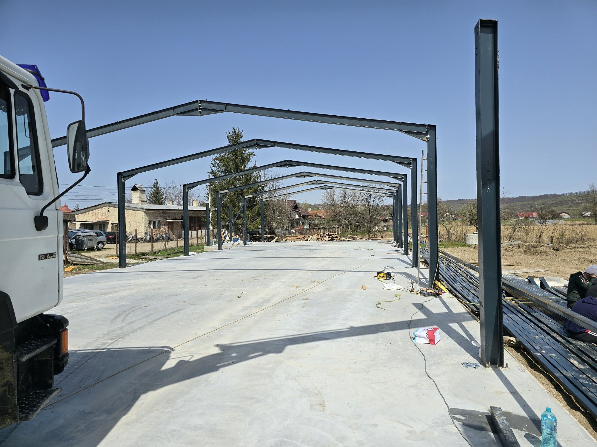 Hala noua structură metalică demontabila hala prindere pe suruburi